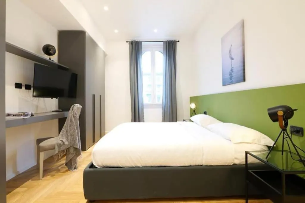 Lusso @Milano Centro Unita Con 2 Camere Da Letto Italy